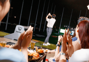 Topgolf: Destinasi Cafe Unik di Jakarta untuk Pecinta Golf dan Kuliner