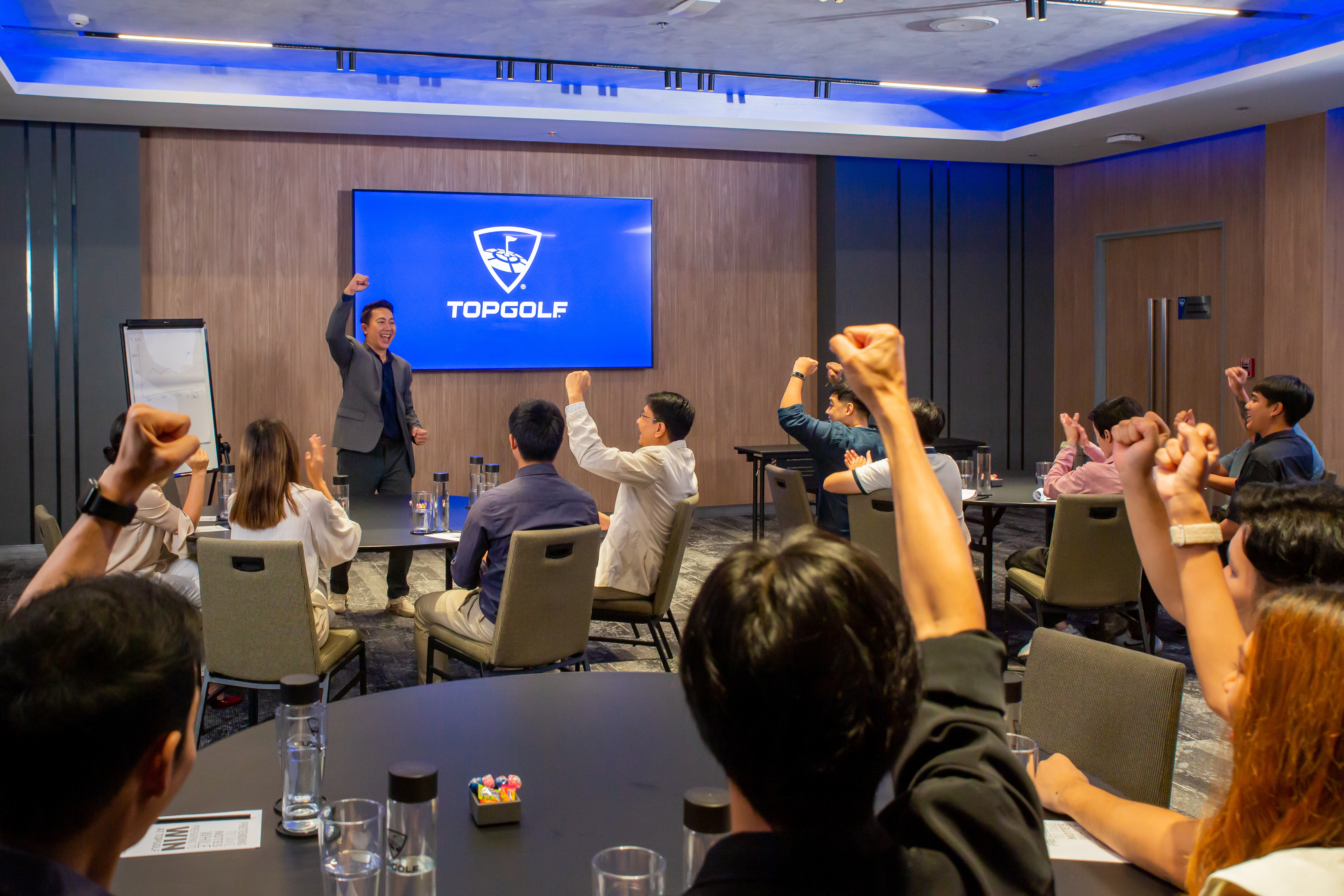 Meeting Space Jakarta: Solusi Terbaik untuk Acara Anda di Topgolf Jakarta