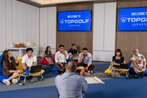 Sewa Ruang Meeting Jakarta di Topgolf: Solusi Meeting yang Berbeda dan Berkesan